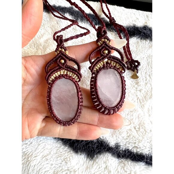 Maroon Hemp + Rose Quartz Necklace - Picture 1 of 3